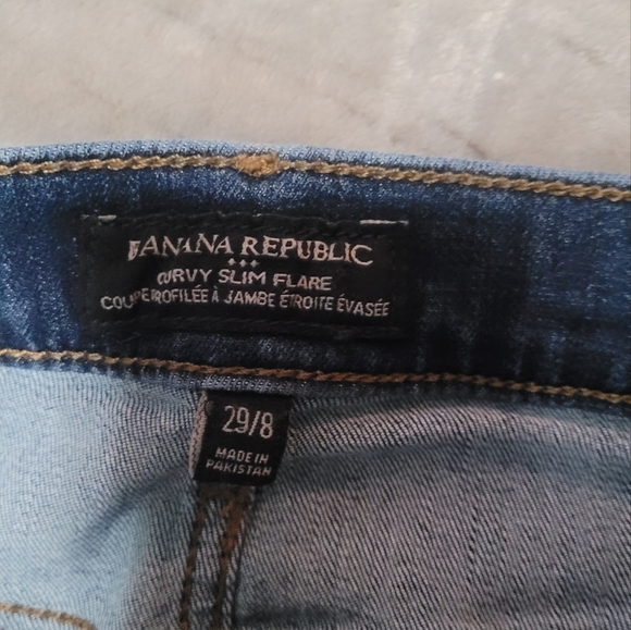 BANANA REPUBLIC High Waist Curvy Slim Flare Jeans - Picture 5 of 6